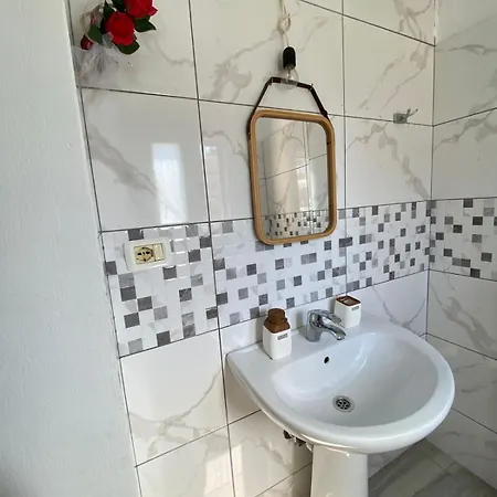 Appartement Thanas *